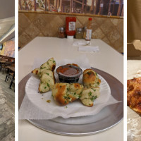 Elmhurst Famous Pizza
