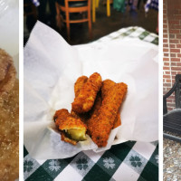 Gus's World Famous Fried Chicken