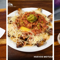 Huevos Motuleños y Más